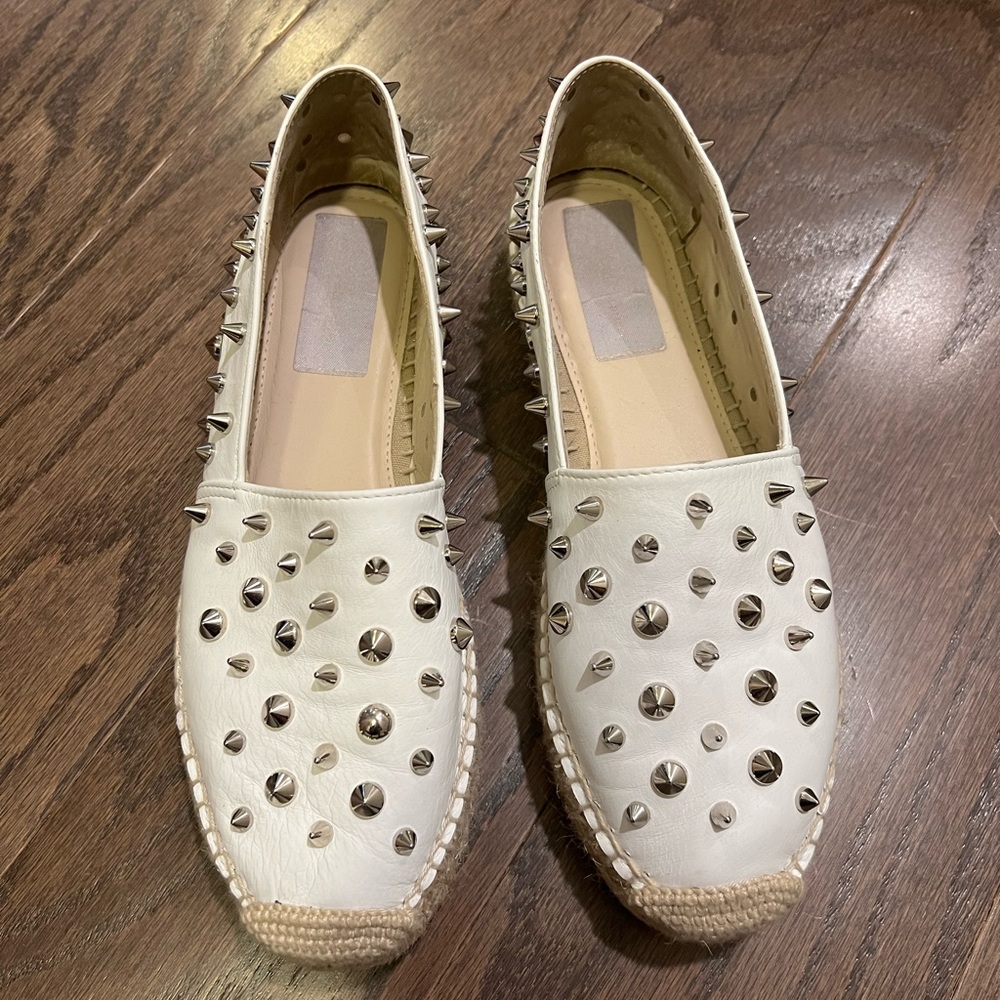 Spike flats